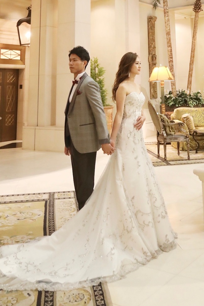 マーメイドラインのウエディングドレスで結婚式の前撮り♡大阪 ホテル